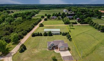 10307 Quail Ln, Arkansas City, KS 67005