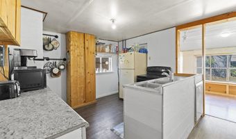 1395 East St, Addy, WA 99101