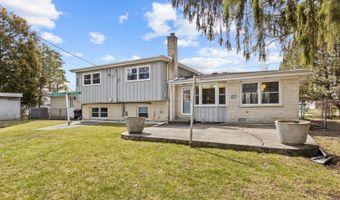 410 W Kirchhoff Rd, Arlington Heights, IL 60005