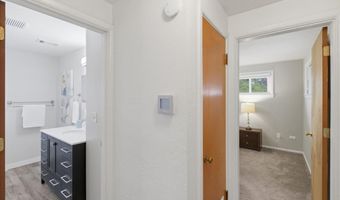 3630 CIRCLE Dr, Albany, OR 97322