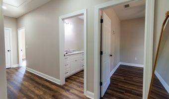 150 Rivervale Dr, Bainbridge, GA 39817