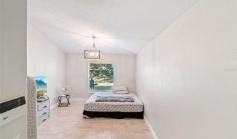 816 BARRISTER Dr, Auburndale, FL 33823