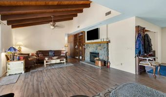 25980 Forest Dr, Escondido, CA 92026