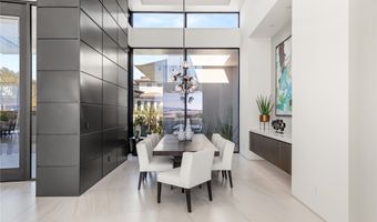 81 Hawk Ridge Dr, Las Vegas, NV 89135