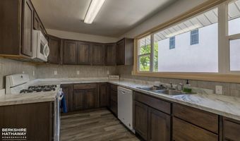 932 Cody Ave, Cody, WY 82414