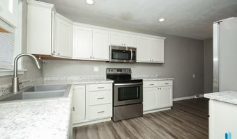 501 S 5th Ave, Brandon, SD 57005