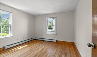 17 Shields St A, Newport, RI 02840