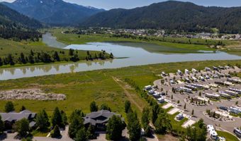 30 C BLUE WING Ln, Alpine, WY 83128