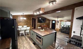 71 Ledford Ridge Ln, Bakersville, NC 28705