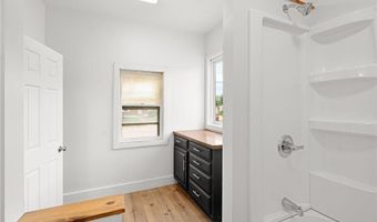 912 5th Ave NE, Austin, MN 55912