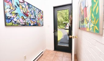 23 Middlebrook Dr, Arundel, ME 04046