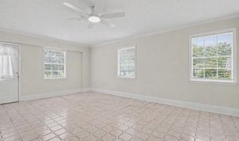 31 Chantilly Ter, Bay St. Louis, MS 39520