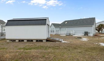 203 Old Causeway Rd, Atlantic Beach, NC 28512