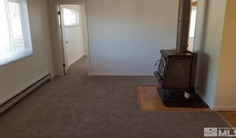 237 245 F St, Hawthorne, NV 89415