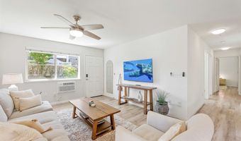 33 Kihalani St 403, Kihei, HI 96753