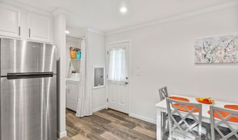 4 Clover Corner Ln, Augusta, ME 04330