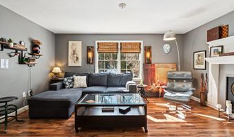 706 S ARLINGTON MILL Dr 18302, Arlington, VA 22204