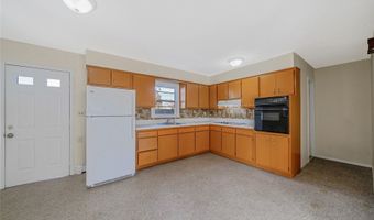 260 Bayview Ave, Amityville, NY 11701