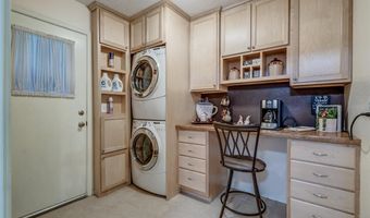 2105 N Alexander Ln, Bethany, OK 73008