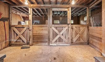 429 Sperry Rd, Bethany, CT 06524