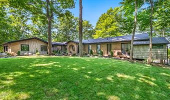 4720 Nirvana Dr, Adrian, MI 49221