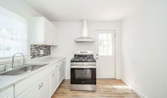 2313 E 5th St, Anderson, IN 46012