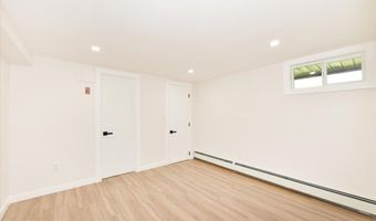 79 Columbus Blvd, Amityville, NY 11701