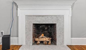 260 N Main St, Amherst, VA 24521