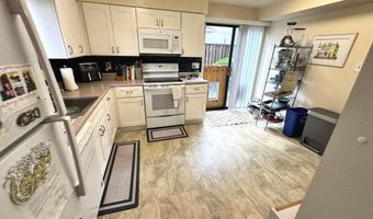 6363 11TH Rd N, Arlington, VA 22205