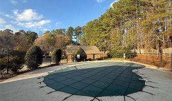 66 Country Place Ct, Alpharetta, GA 30005
