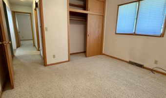 1107 4Th Ave, Ackley, IA 50601