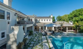 17980 Rancho St, Encino, CA 91316