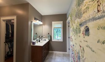 32 Red Maple Ct, Batesville, IN 47006