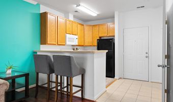 15616 EVERGLADE Ln 303, Bowie, MD 20716