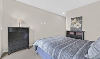 11230 Hidden Peak Ave 204, Las Vegas, NV 89135