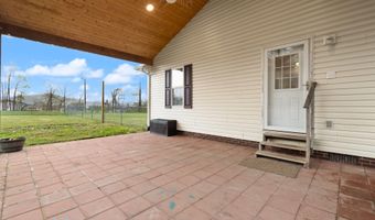 100 Chestnut Dr, Barbourville, KY 40906