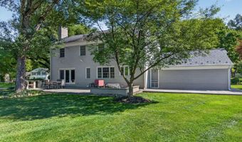 6720 NEWBOLD Dr, Bethesda, MD 20817