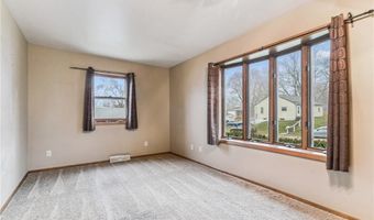 404 E Sycamore St, Anamosa, IA 52205