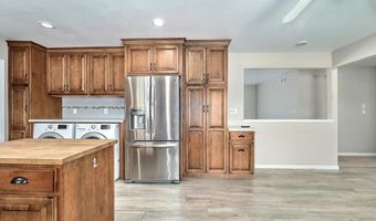 1209 Rosewood Ave, Camarillo, CA 93010