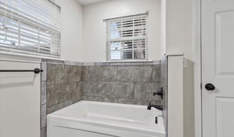 815 Martling Rd, Albertville, AL 35951