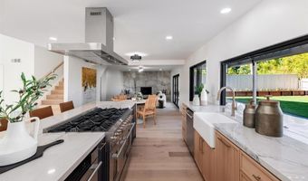 2568 Abedul St, Carlsbad, CA 92009
