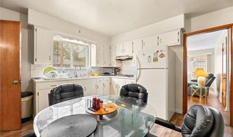 219-221 Kenwood Ave, Akron, OH 44313