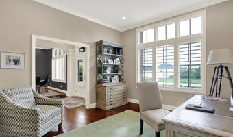 5817 Claybourne Dr, Bargersville, IN 46106