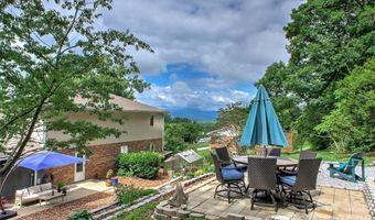 53 Braddock Way, Asheville, NC 28803