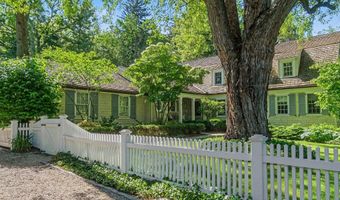540 Rock Creek Dr, Ann Arbor, MI 48104