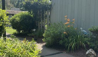 7 Harbour Vlg A, Branford, CT 06405