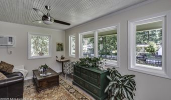 106 Glen Cove Rd, Brandon, MS 39047