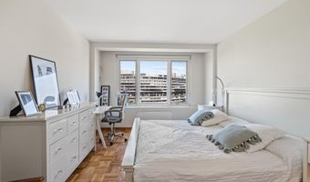 2475 VIRGINIA Ave NW 822, Washington, DC 20037