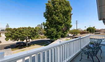 7029 Arizona Ave, Los Angeles, CA 90045