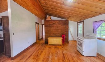1000 Point Mason Rd, Big Sandy, TN 38221